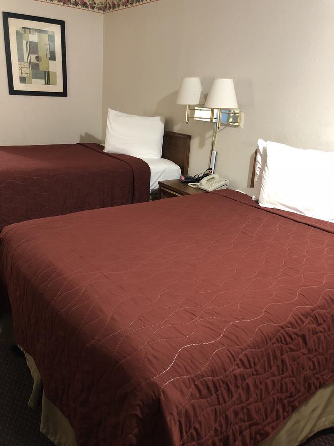 Rexdale Inn Seminole Buitenkant foto
